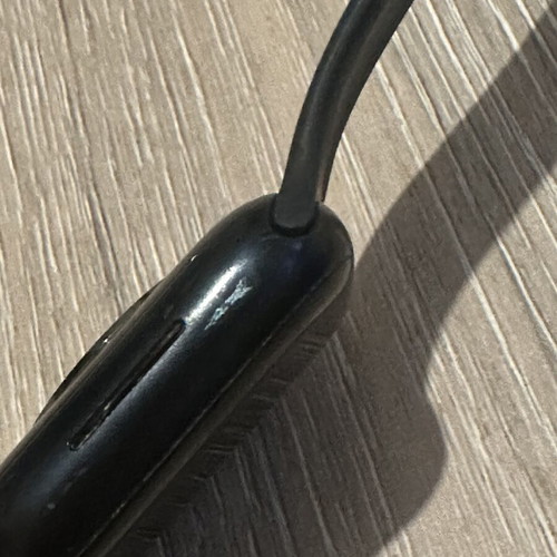 Apple Watch Series 8 41mm Aluminum Midnight with charger and strap