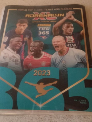 Adrenalyn FIFA 365 2023 album with 300 cards like new