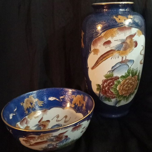 Vintage porcelain set Royal Satsuma vase and bowl cobalt and gold like new