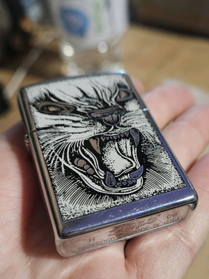 Zippo in excellent condition like new