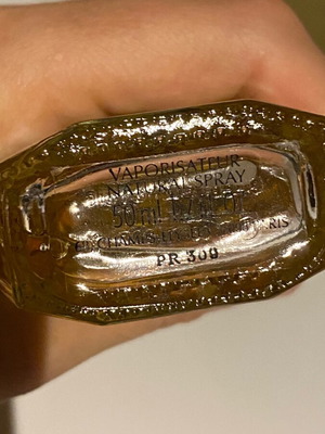 Парфюм Chamade Guerlain Eau de Toilette 50 мл като нов
