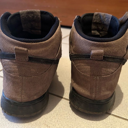 Nike Dunk Special Edition ‘Dark Mushroom’ used sneakers size 40
