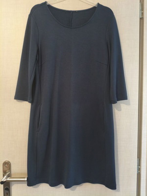 Esmara dress navy blue new with pockets, size M