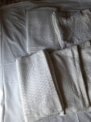 Summer Handmade Throws like new, pack
