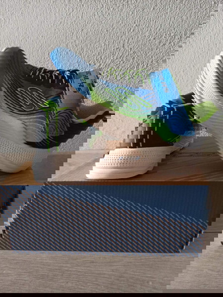 Παπούτσια για φόρμα Skechers νούμερο 35