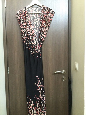 Wrap midi dress like new, colorful, fits M and L