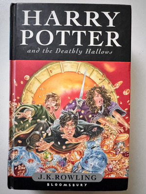 Harry Potter and the Deathly Hallows First Edition hardcover book, Bloomsbury