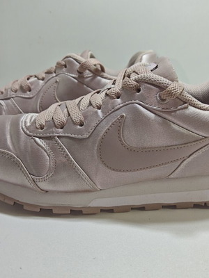Nike MD Runner 2 sneakers used, pink, size 38.5
