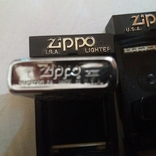 Zippo XIII lighters like new, set of 2