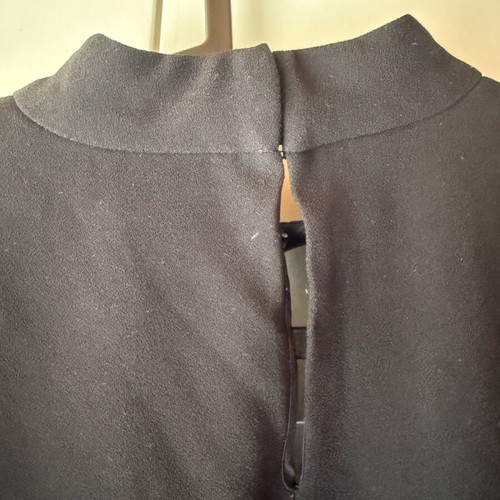 Zara blouse with opening like new, size M, black