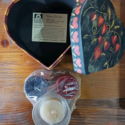 Lang Candles heart-shaped box set with scented candles new
