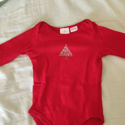 Zara baby bodysuits used, pack of 5 Christmas motifs