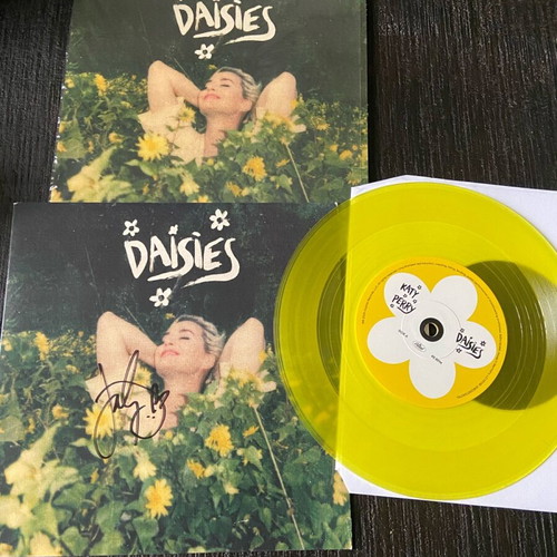 Katy Perry Daisies yellow 7-inch vinyl signed, unplayed