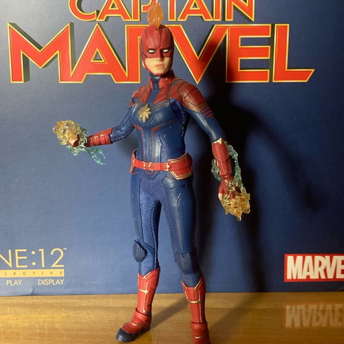 Mezco One:12 Captain Marvel figure like new