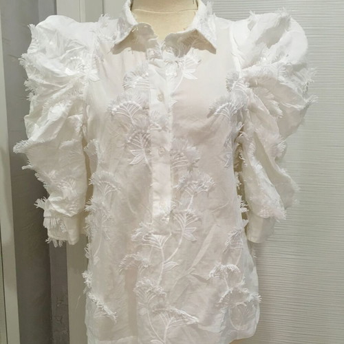 Munthe Temple white blouse with embroidered floral details, like new