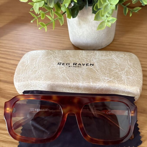 Red Raven Oversized Sunglasses Tortoise Shell Like New
