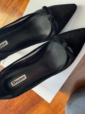 Dune London suede pumps used, size 38 with bow and low heel