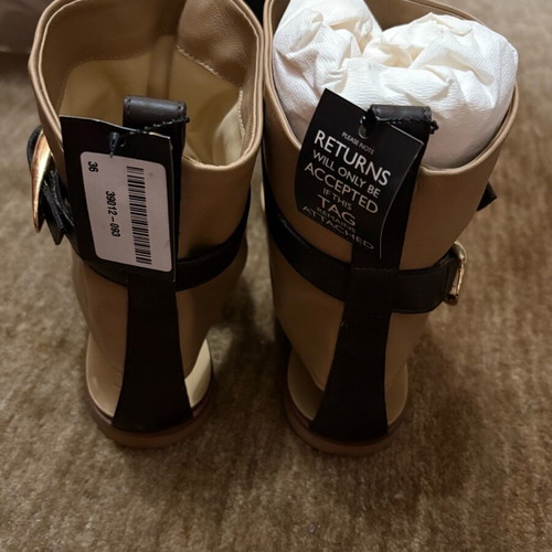Giuseppe Zanotti beige leather sandals with high ankle collar and decorative buckle, new, size 36