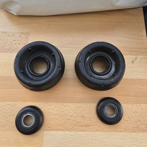 Shock absorber mounts with bearings used for VW Golf / Skoda Octavia