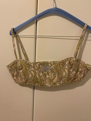 Vassia Kostara top with paisley design size small beige green like new