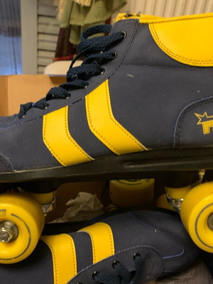 Rollers skates size 42, used once