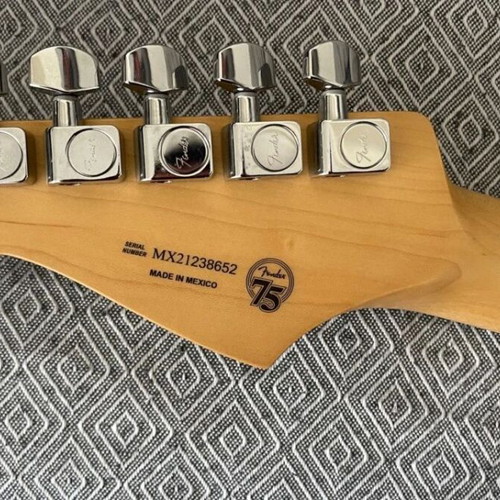 Fender Stratocaster 75th Anniversary electric guitar like new, Buttercream