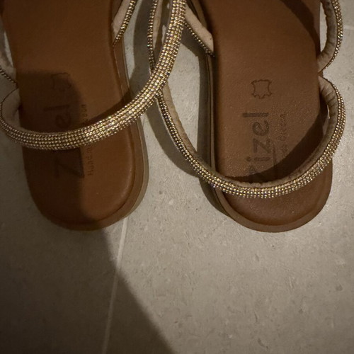 Gizel leather sandals, gold, size 40