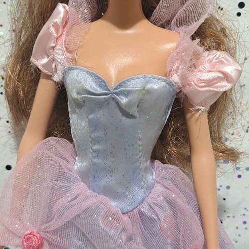 Barbie Erika from Princess and the Pauper Tea Party like new with dress flaws