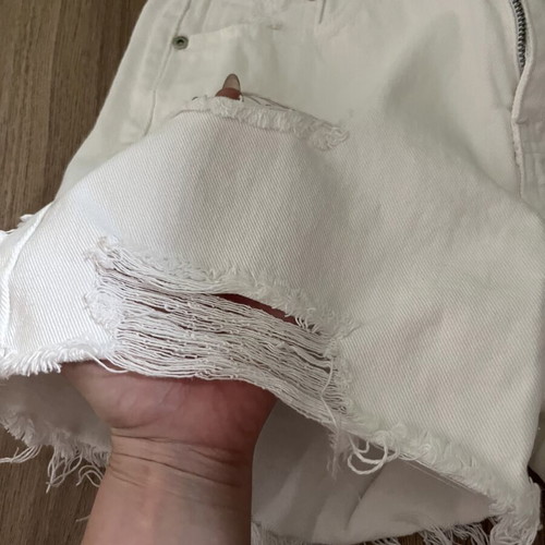 Glamorous shorts mid rise with rips like new