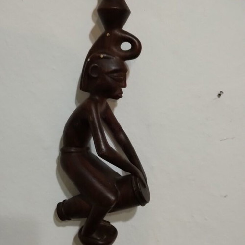 African wooden handicraft figurine like new