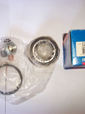 Ρουλμάν τροχού SKF VKBA 575 καινούργιο για Audi 80, VW Golf, Passat