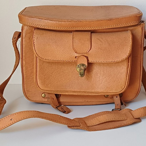 Vintage authentic leather shoulder bag hard case for camera