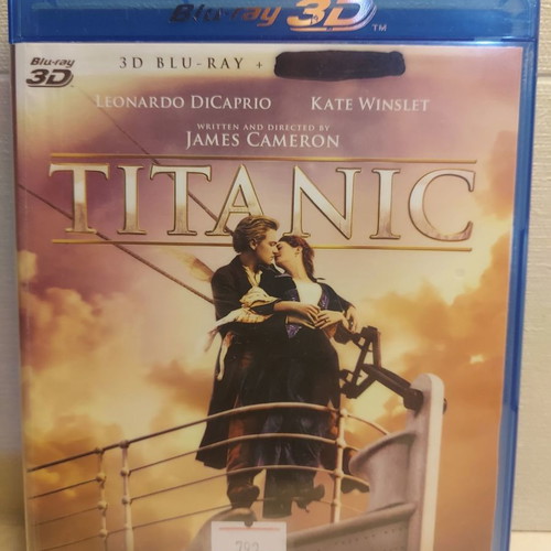 Titanic 4-Disc Blu Ray 3D used with Greek subtitles