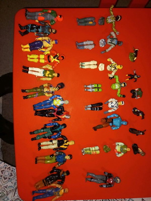 Gi Joe figures used, pack of 21 pieces with weapons