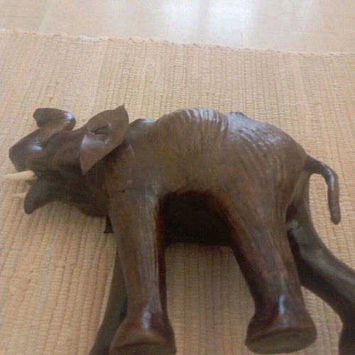 Elephant handmade leather like new