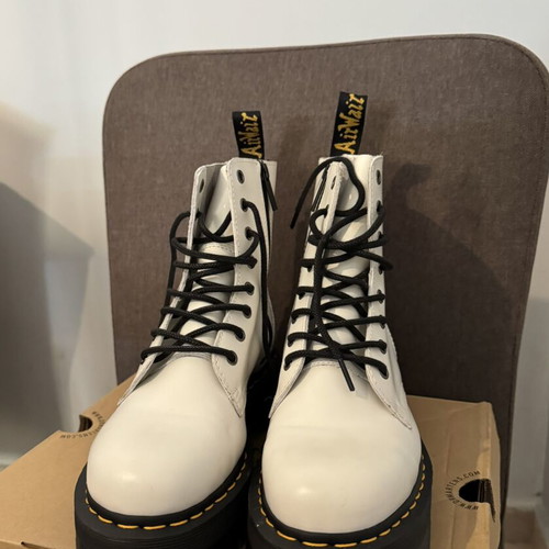 Dr. Martens boots like new, black and white, size 40