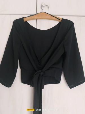 Anel Γυναικείο Τοπ Small Μαύρο Σαν Καινούργιο Με Ένα Λείπον Κουμπί