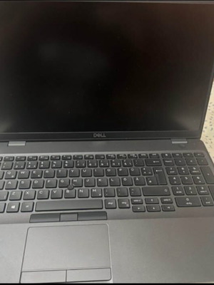 Dell Latitude 5500 ανακατασκευασμένο λάπτοπ με Windows 11, 16GB RAM, SSD 256GB