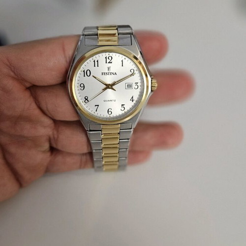 Festina Two-Tone Classic Watch like new with date display and water resistant