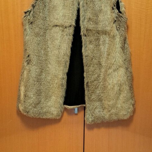 Zara sleeveless fur vest beige like new