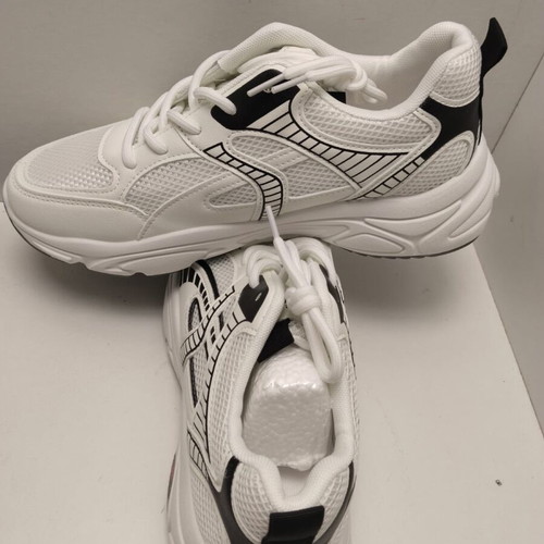 Men's sport shoes size 43, black and white