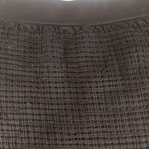 Pencil skirt black textured design stretch fabric size M used