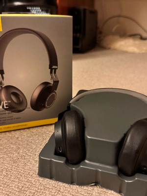 Jabra Move Wireless headphones used, wireless Bluetooth