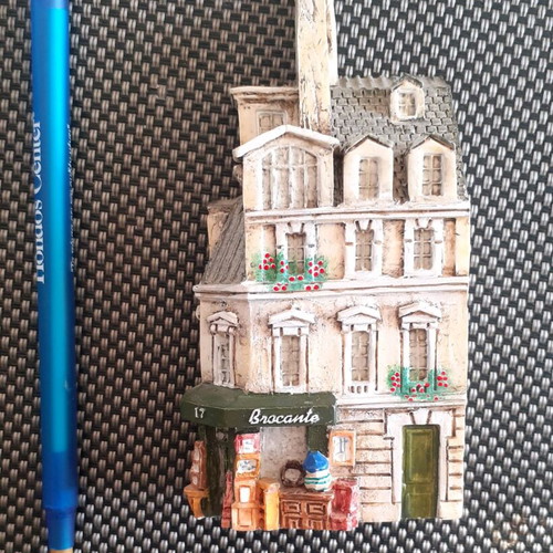 Carlton Dominique Gault Brocantes miniature like new