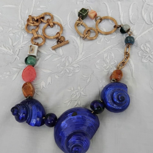 Zara Special Edition Necklace with Blue Shells like new