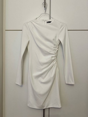 Zara white mini dress with ruching like new