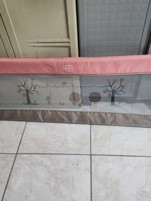 Bed rail protector