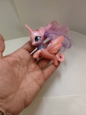 My Little Pony sea horse used, missing tail