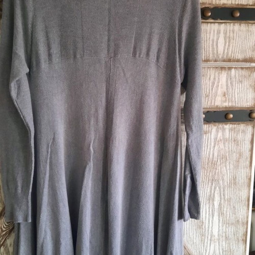 Gray knitted dress like new