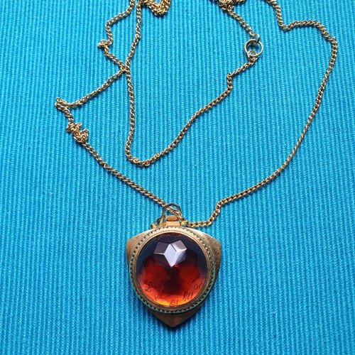Vintage 80s Zaria wind-up watch used, gold color
